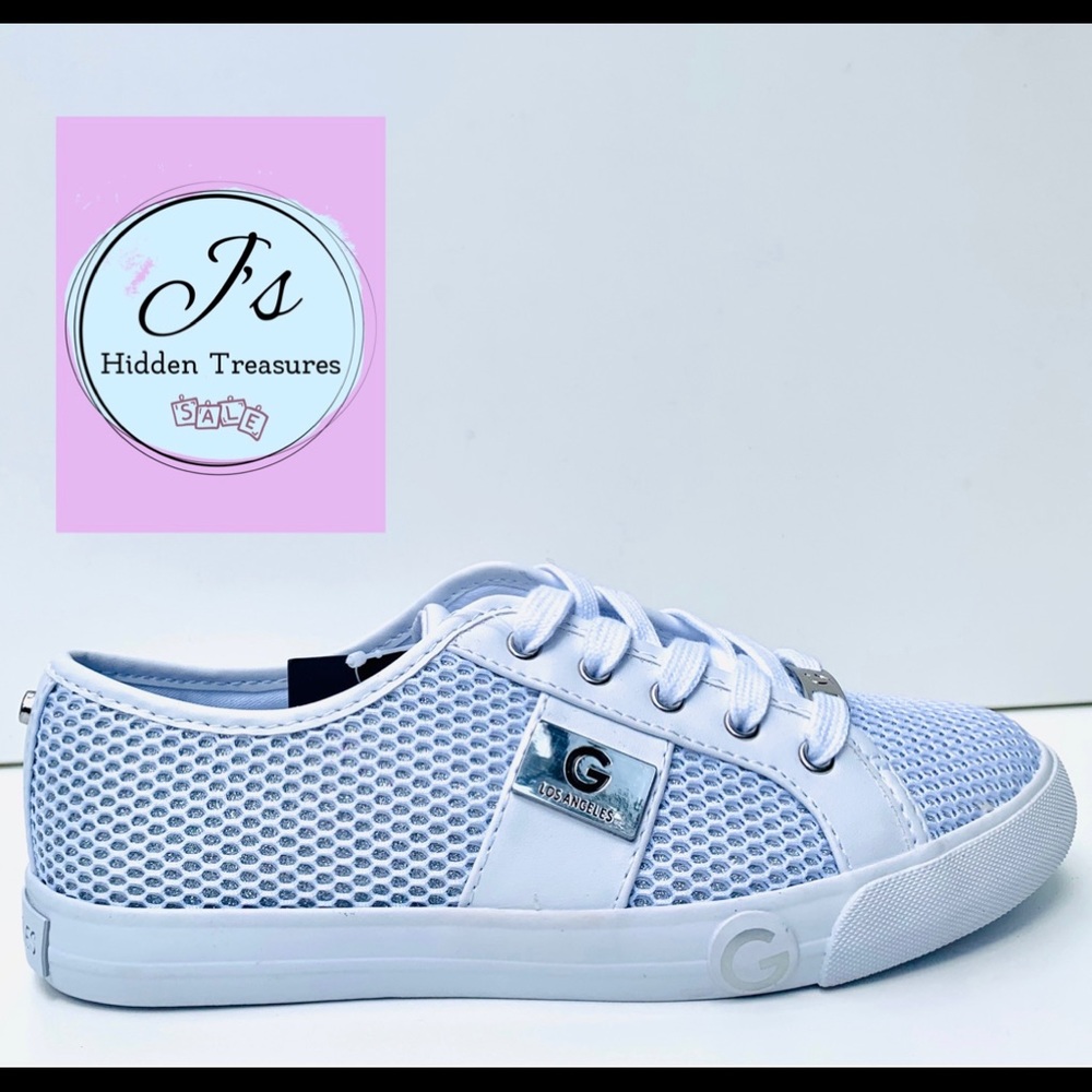 G by Guess Los Angeles Benie in White size 8